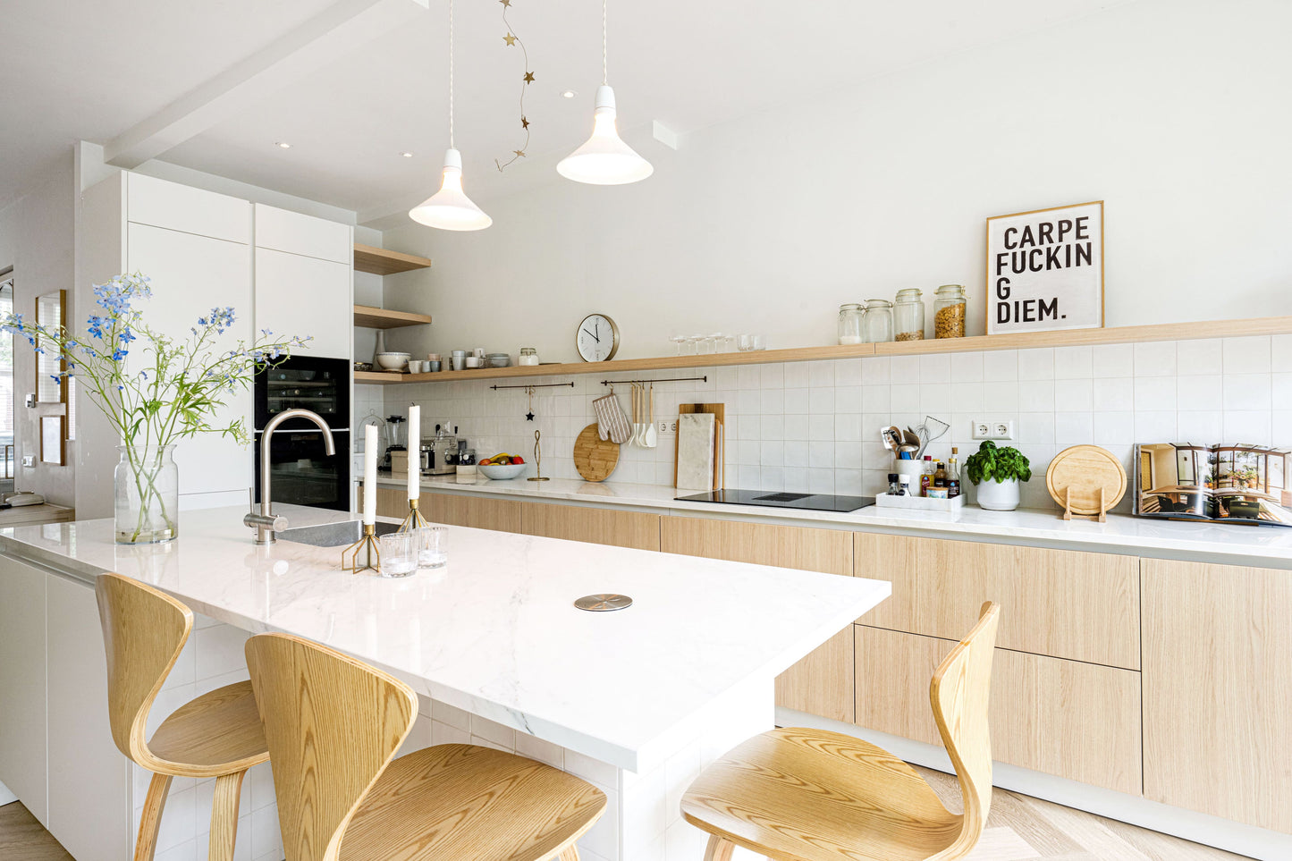 Houtlook Keuken: Warmte en Stijl in Één
