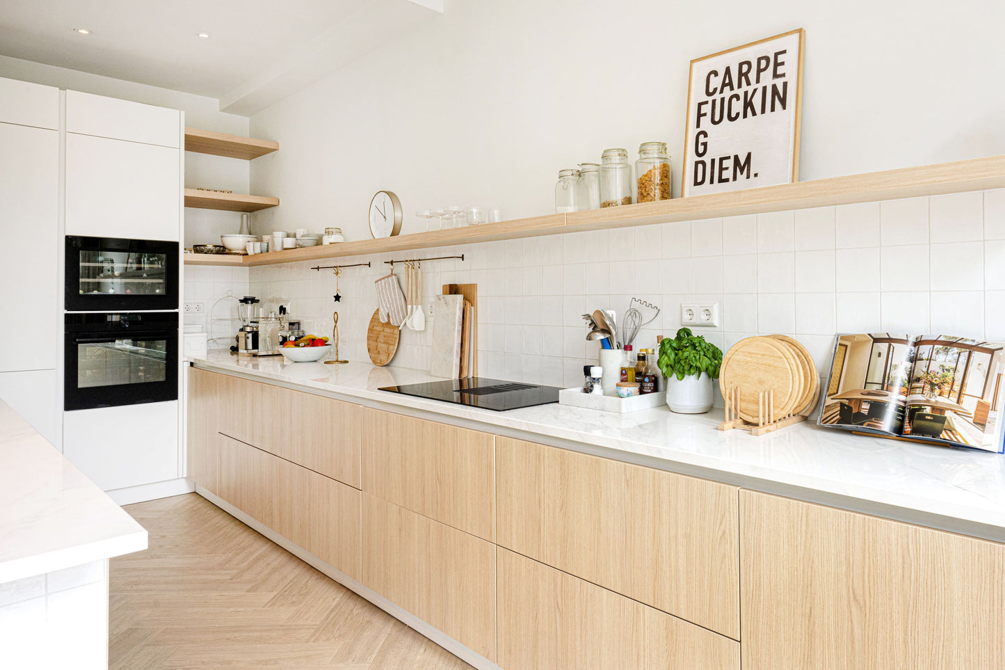 Houtlook Keuken: Warmte en Stijl in Één
