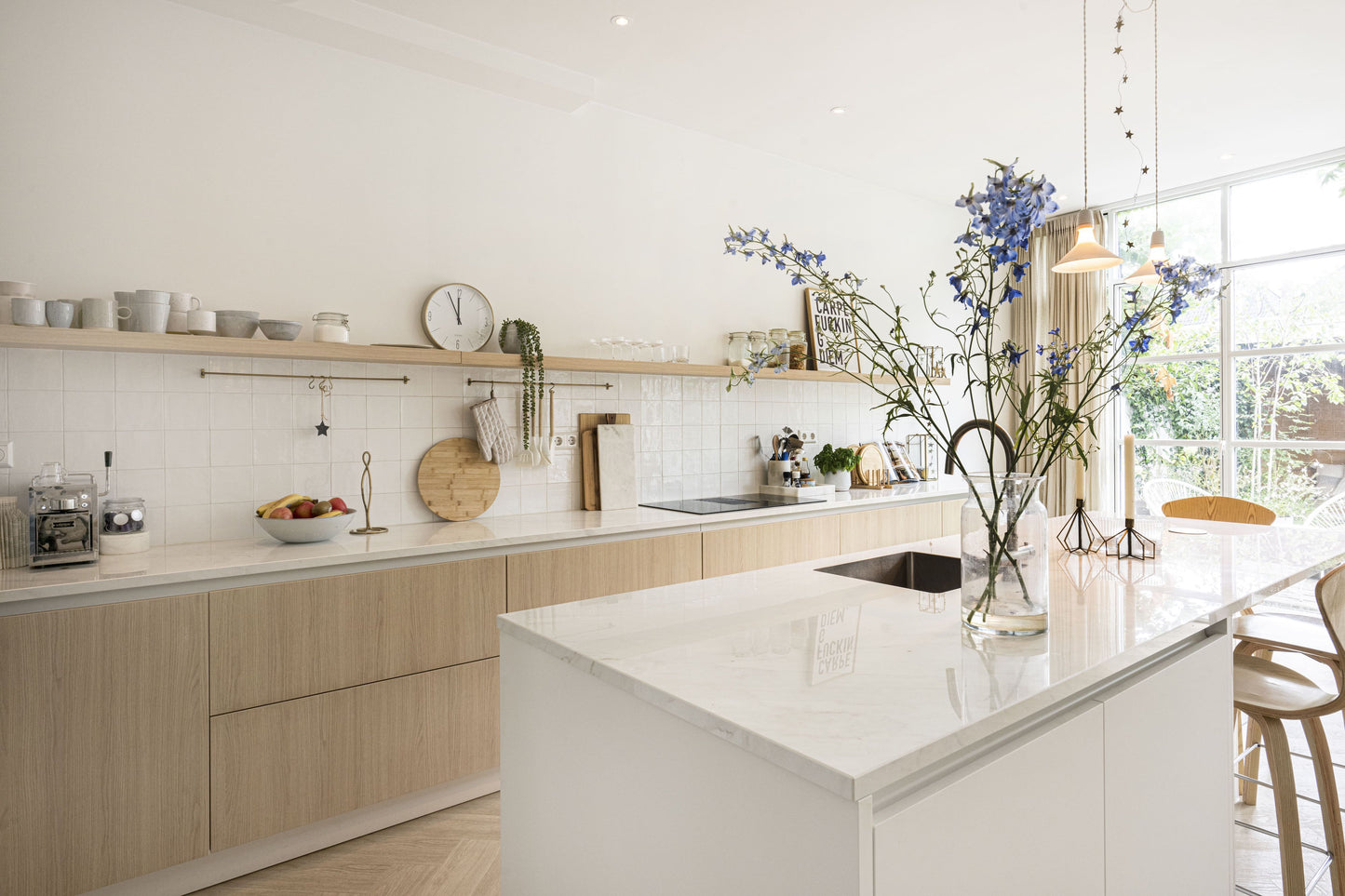 Houtlook Keuken: Warmte en Stijl in Één